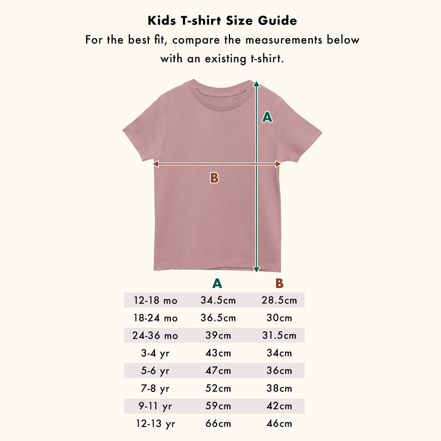 Hot Chocolate Connoisseur - Kid's T-shirt - Warm Brown