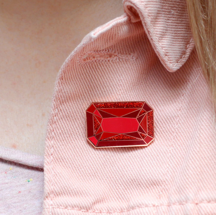 SECONDS - Ruby / July - Birthstone Pin